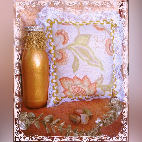 Hand Crafted Upcycled Glass Bottle Autumn Blossoms Gypsy Bottle Artisan - Picture 6 of 8